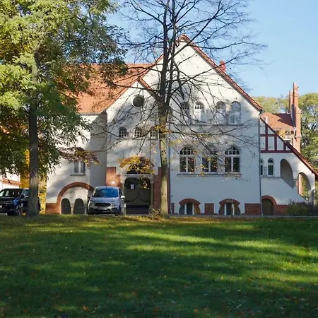 Parkresidenz Lychen, 3
