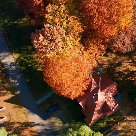 Parkresidenz Lychen, 3 شقة لوشن