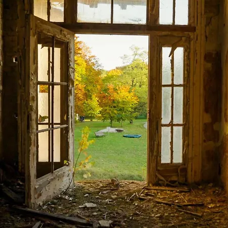 Parkresidenz Lychen, 3 *